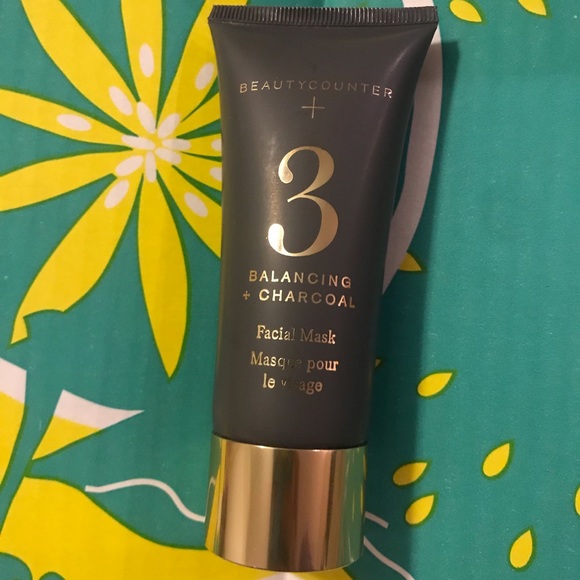 NEW Beautycounter Charcoal Facial Mask - Picture 4 of 4